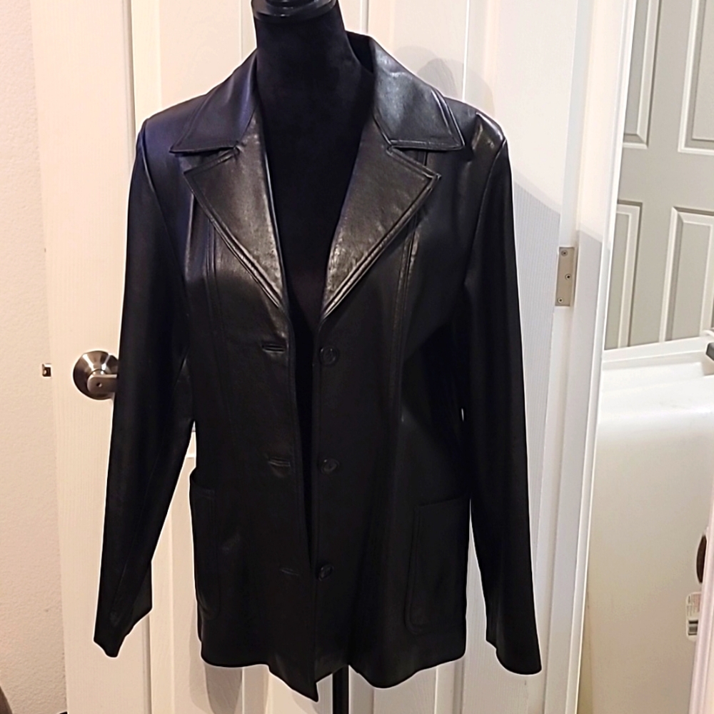 EUC WOMENS XTREM OUTERWEAR XL LEATHER COAT